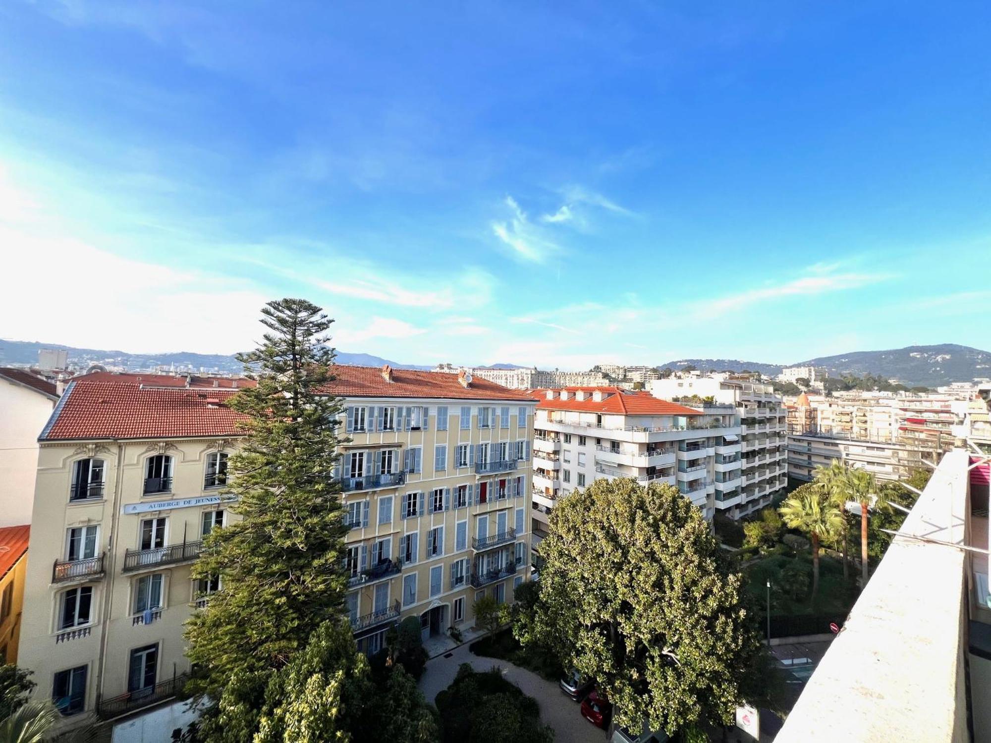 Riviera - B - Balcon Spitalieri - Jean Medecin Massena *